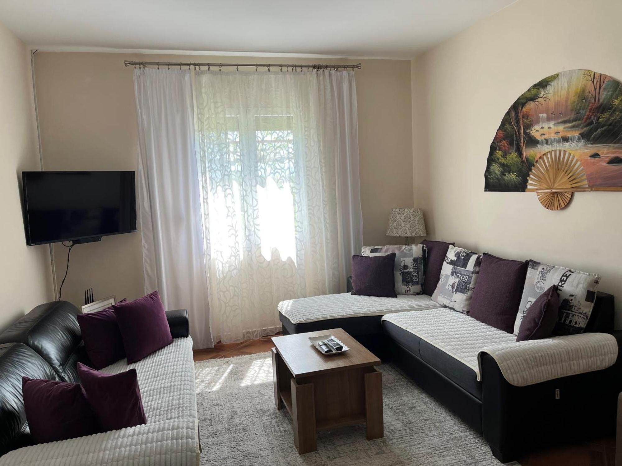 Apartment Helena Airport Podgorica Esterno foto